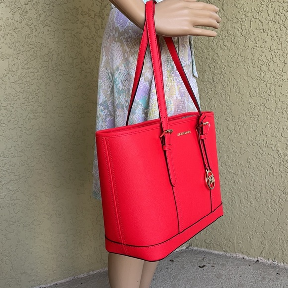 Michael Kors Jet Set Travel Sm Leather Top Zip Shl - Picture 12 of 16